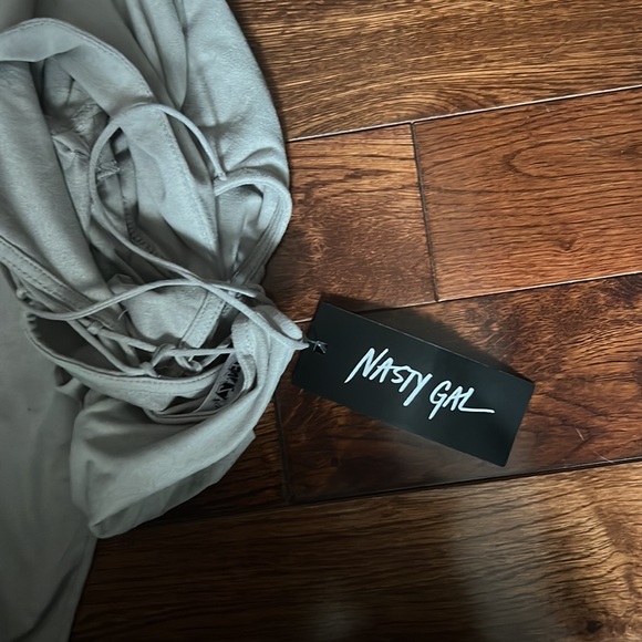 Tighten the strings lace-up bodysuit - Picture 5 of 5